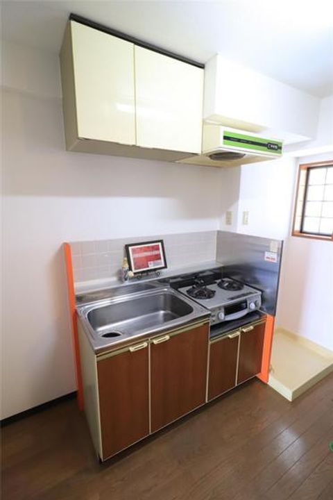 アジュール下中野のキッチン