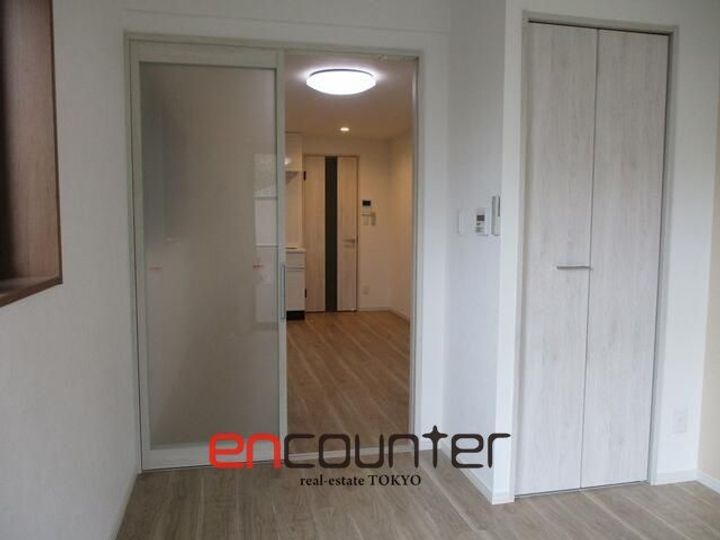 ピアコートTM武蔵関弐番館の玄関