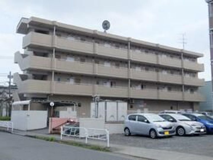 マルベリーコートの外観