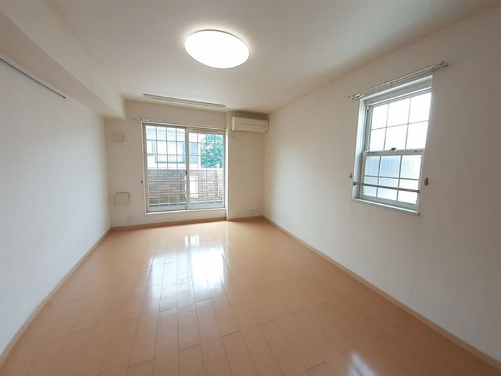 神奈川県川崎市宮前区東有馬5(アパート)の賃貸物件の居間