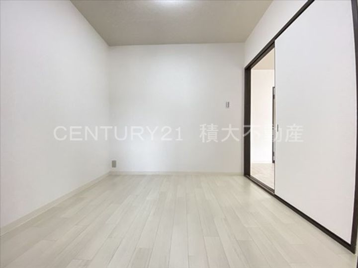 西岡ハイツの内装