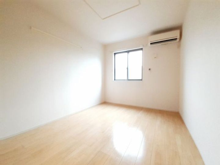 ラ・ルーチェIIIの内装