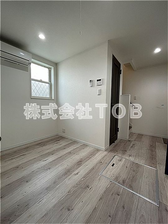 ハーミットクラブハウス高井戸の居間