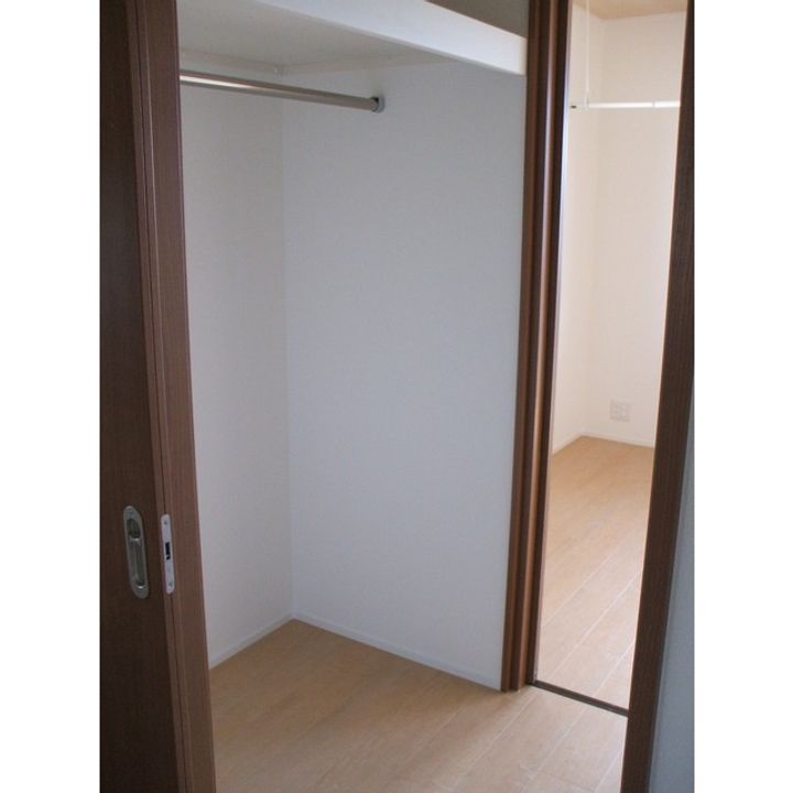 ドミールカガワVの内装