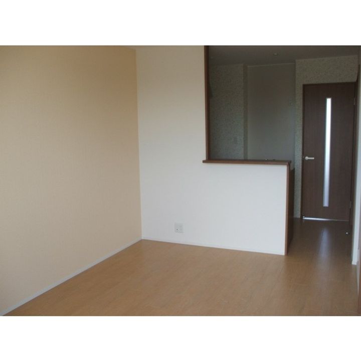 ドミールカガワVの居間