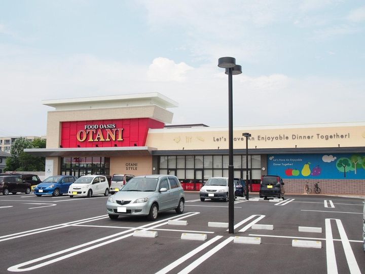 ドミールカガワVの周辺