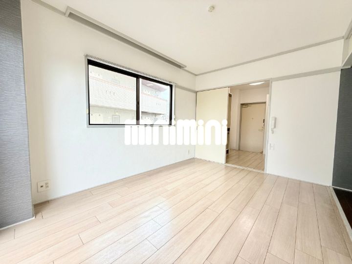 ワイズフィールドの内装