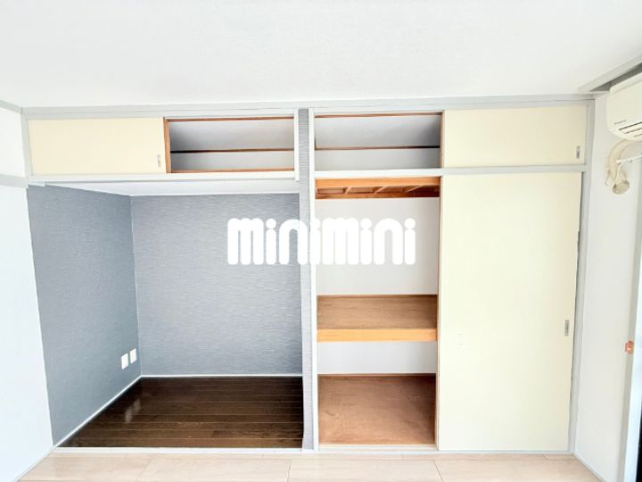 ワイズフィールドの内装