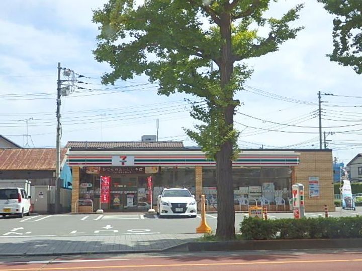 ワイズフィールドの周辺