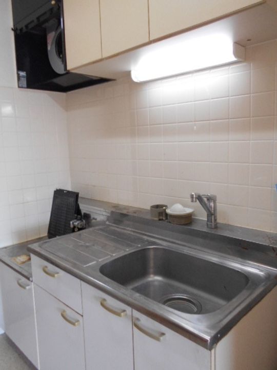 静岡県浜松市中央区城北2(アパート)の賃貸物件のキッチン