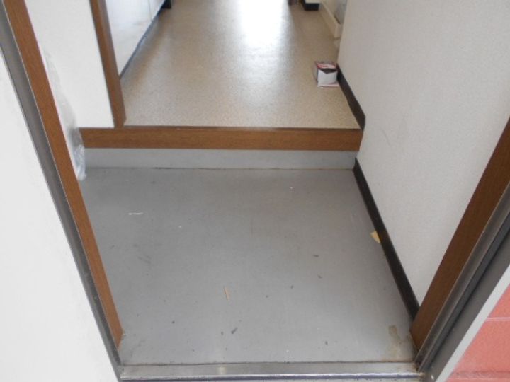 静岡県浜松市中央区城北2(アパート)の賃貸物件の玄関