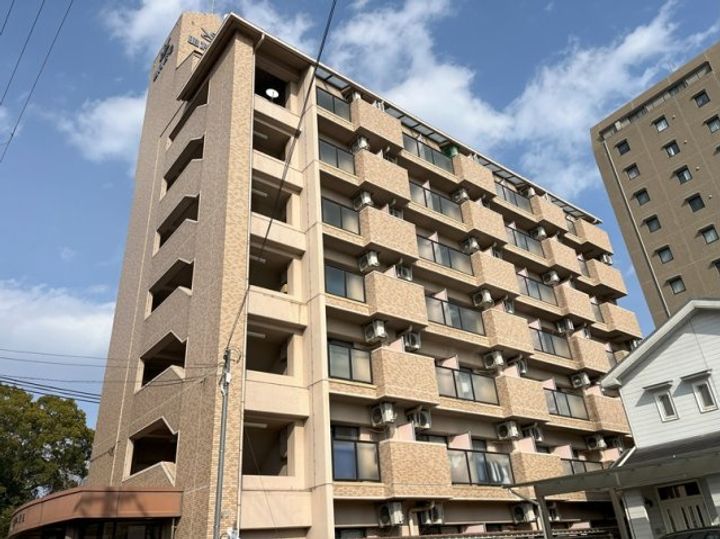 ジュネス野里の外観