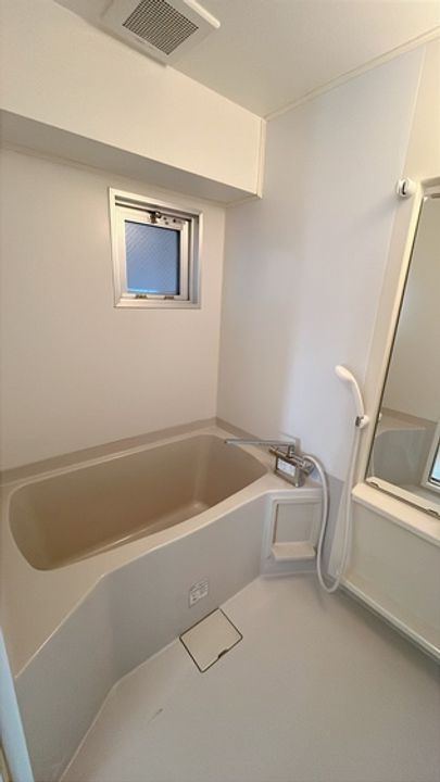 ラ・クール庭瀬の風呂