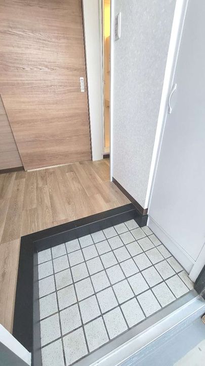 グリーンアベニューの玄関