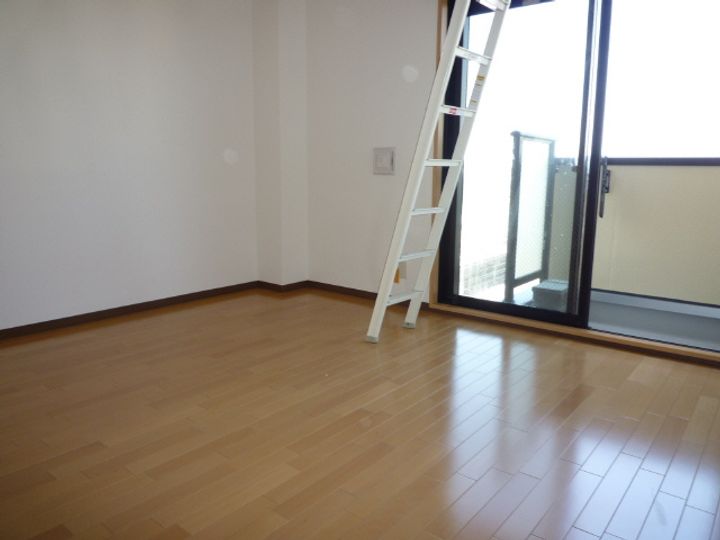 大阪府大阪市住吉区沢之町1(マンション)の賃貸物件の居間