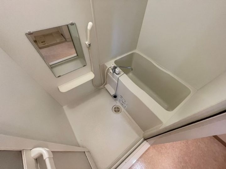第27友建ビルの風呂