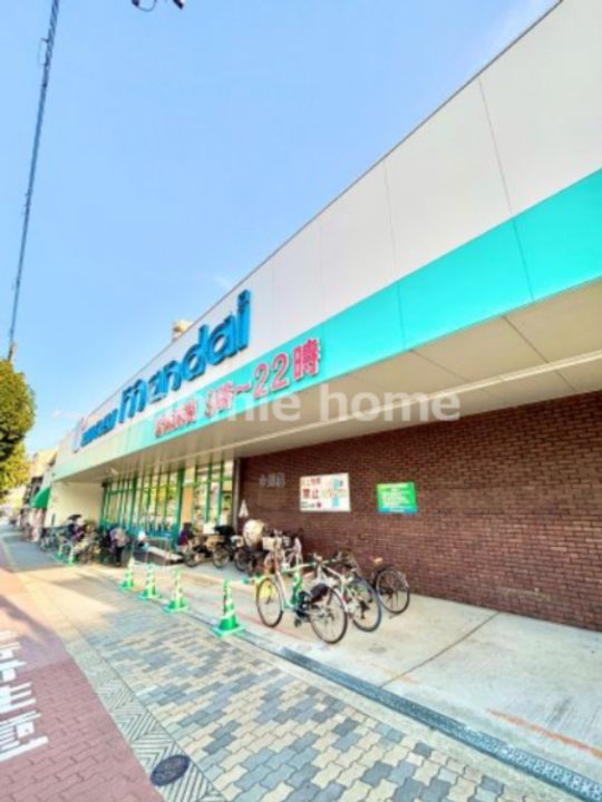 ハイツ シャレード東館の周辺