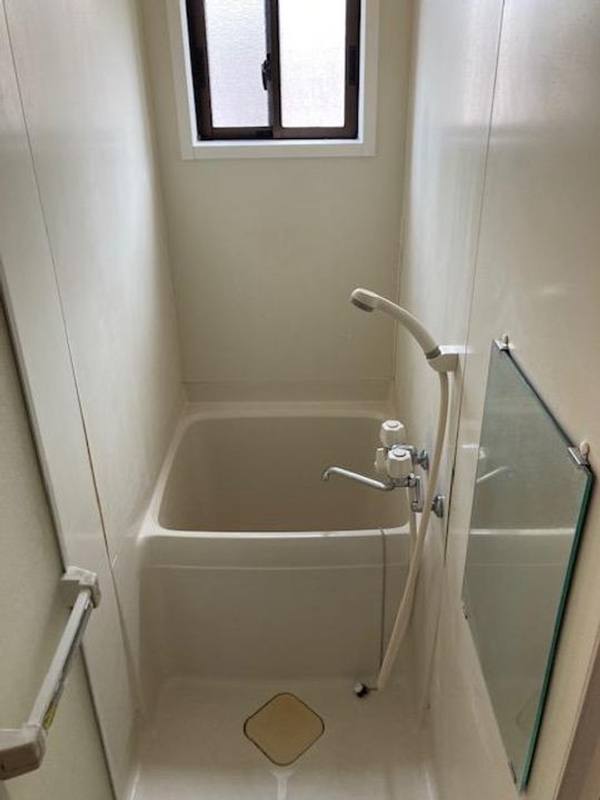 植田アパート(三和町)の風呂