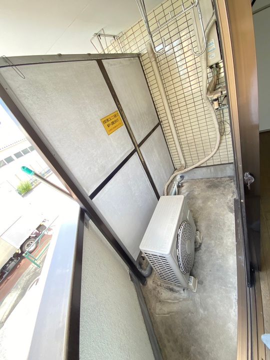 ジュエリーVの内装