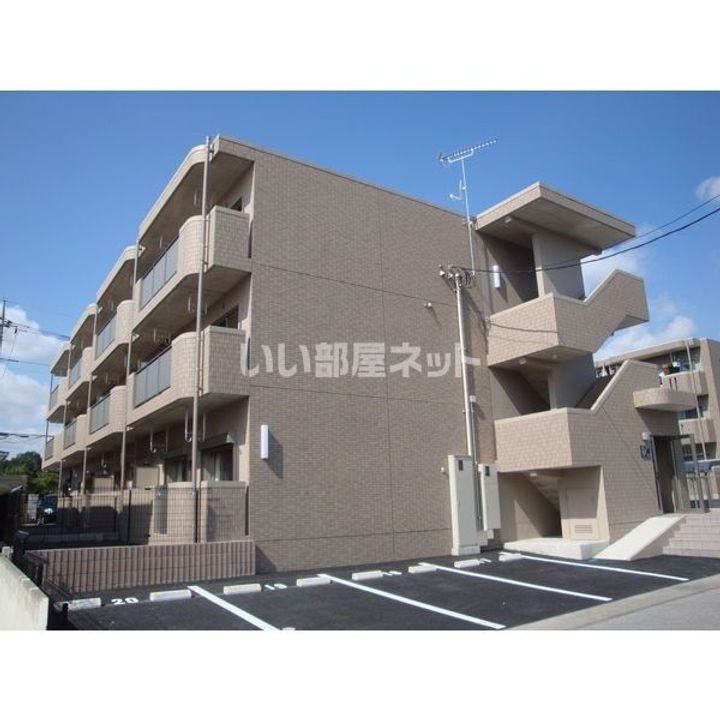 栃木県宇都宮市鶴田町(マンション)の賃貸物件の外観