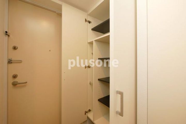 セレニテ難波グランデシュッドの内装