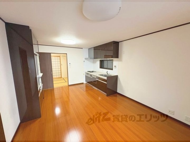 京都府京都市中京区町頭町(一戸建)の賃貸物件の居間