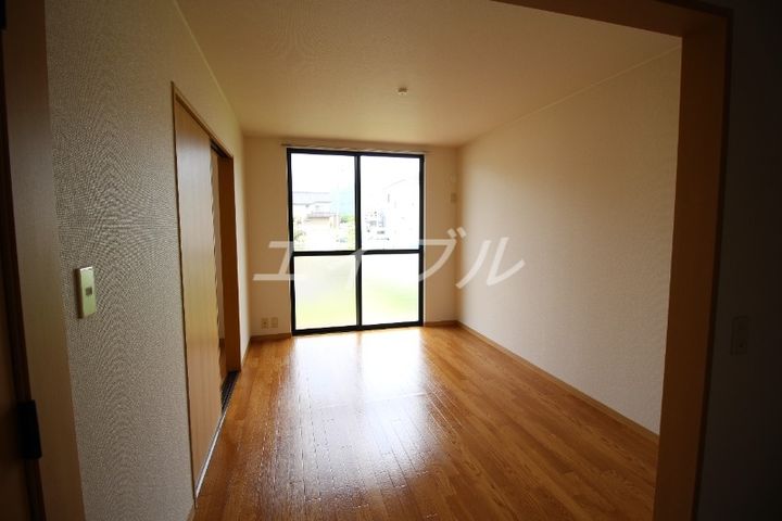 レーベンA棟の居間