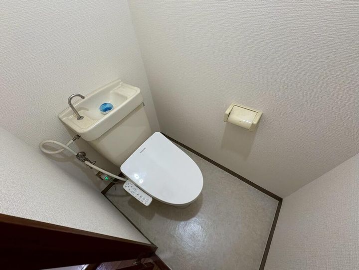 パルデンス泉中央の内装