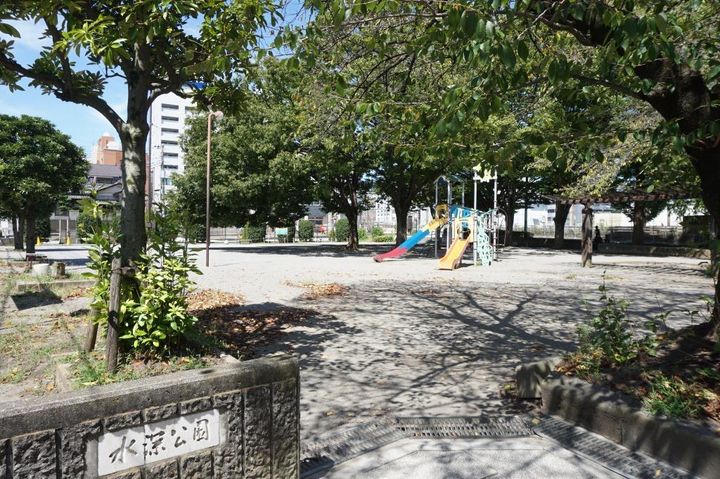 アトラスカーロ文蔵の周辺