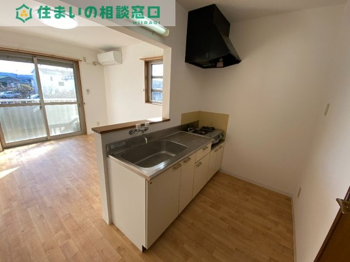 愛知県岡崎市大平町字天神前(アパート)の賃貸物件のキッチン