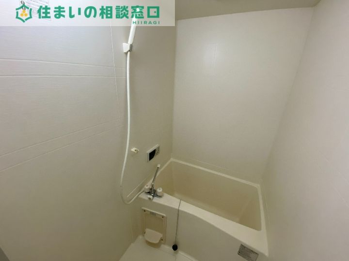 愛知県岡崎市大平町字天神前(アパート)の賃貸物件の風呂