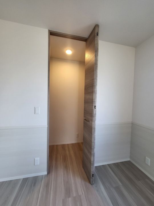 千葉県成田市並木町(マンション)の賃貸物件の内装