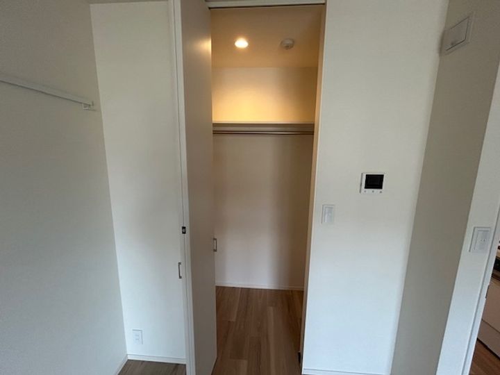 メゾン加納栄町通Wの内装