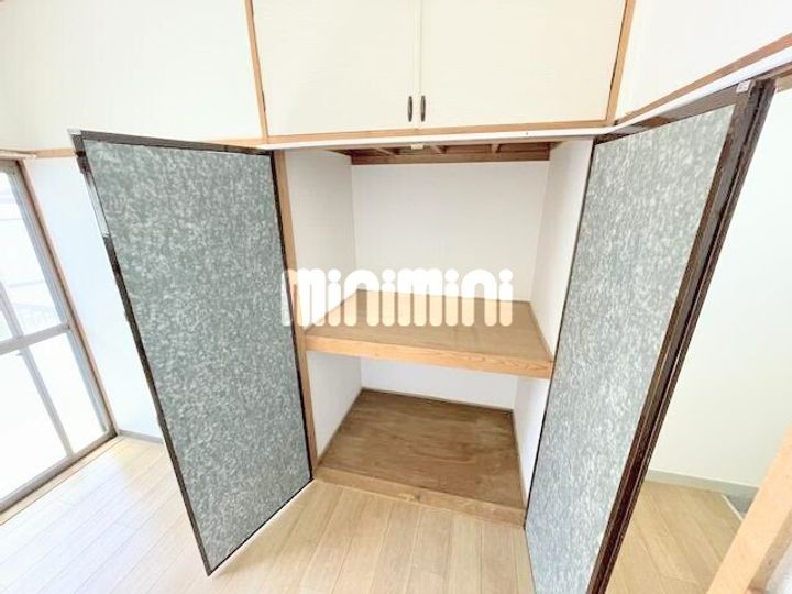 旭ハイツの内装