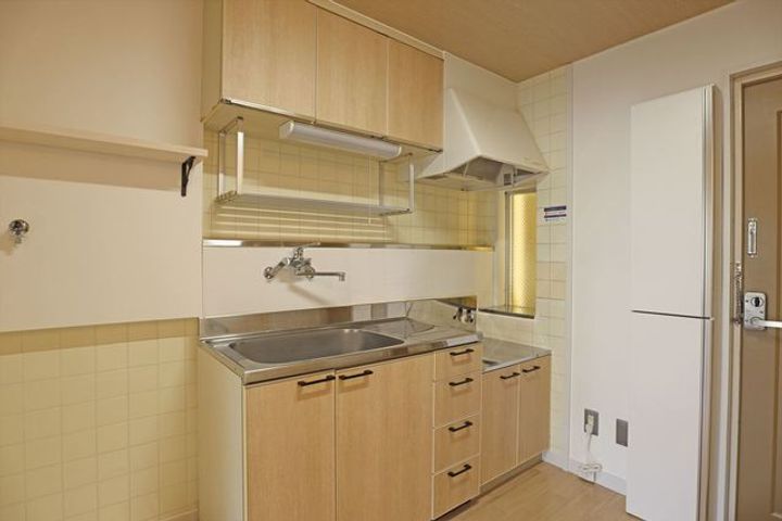 館アズビックのキッチン