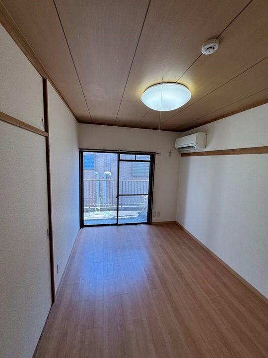 神奈川県川崎市中原区小杉御殿町2(マンション)の賃貸物件の居間