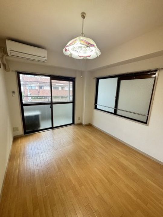 大阪府大阪市東淀川区下新庄4(マンション)の賃貸物件の居間