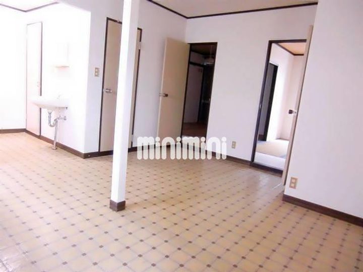 いづみハイツの居間