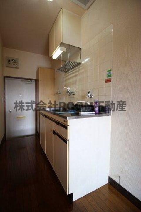 あいらんど花繰 Bのキッチン