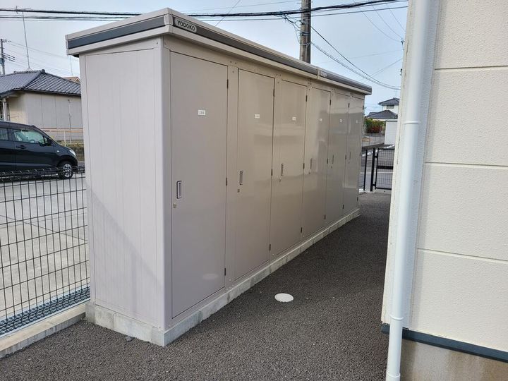 メゾン高屋敷の地図