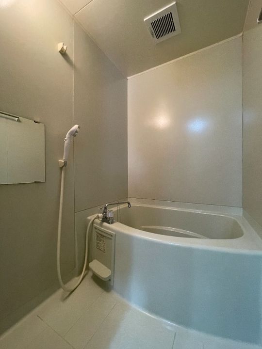 岡山県倉敷市中島(アパート)の賃貸物件の風呂