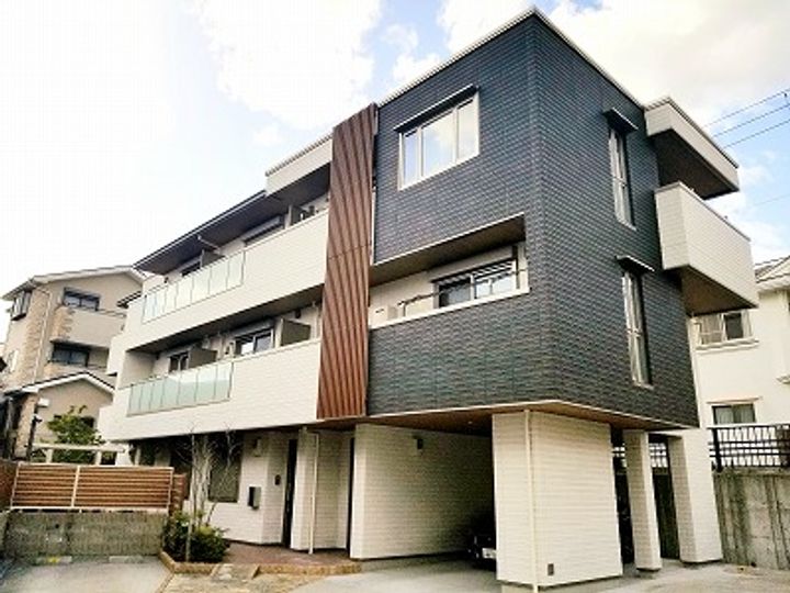 兵庫県芦屋市西山町(マンション)の賃貸物件の外観