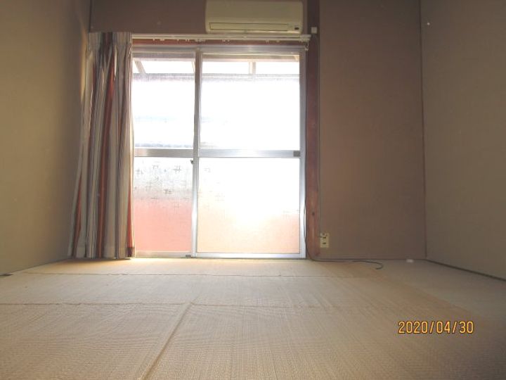 小杉アパートの居間
