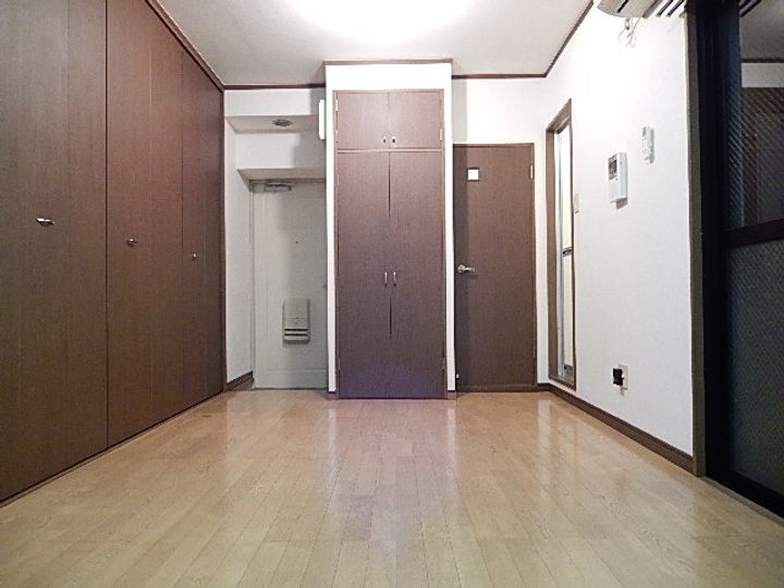 シティパレス天神南の居間