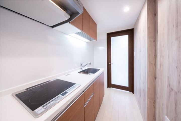 The MODERN学南町のキッチン