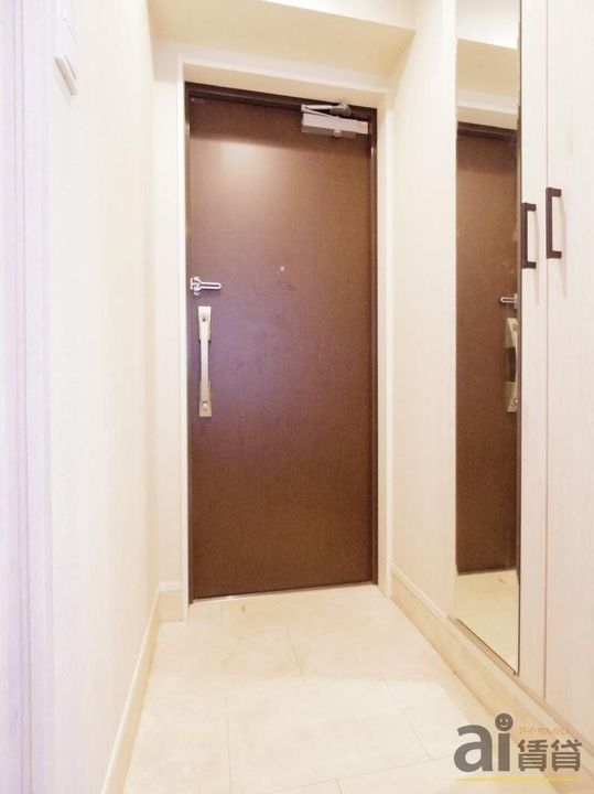 Aifort.ひばりが丘Iの玄関