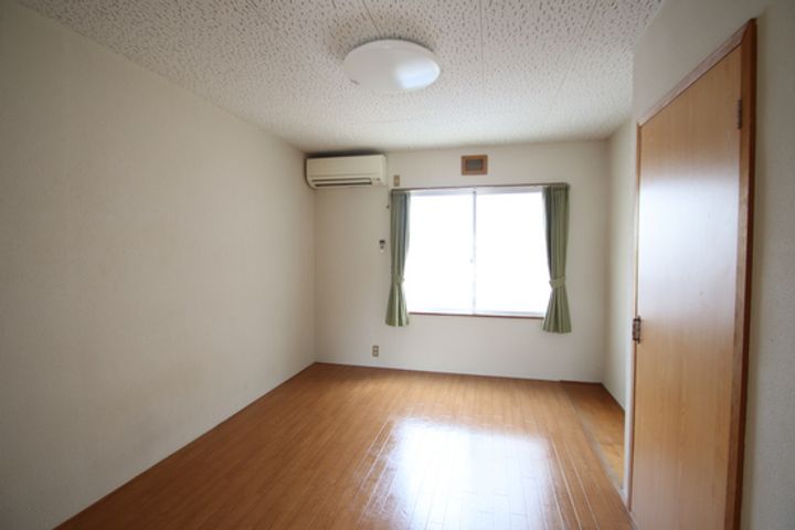 コーポあおばの居間