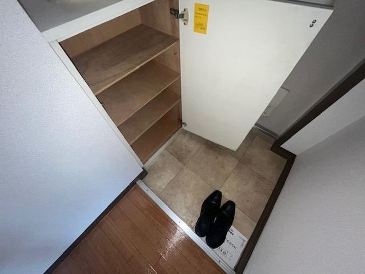 サニーハイツ上竹の玄関