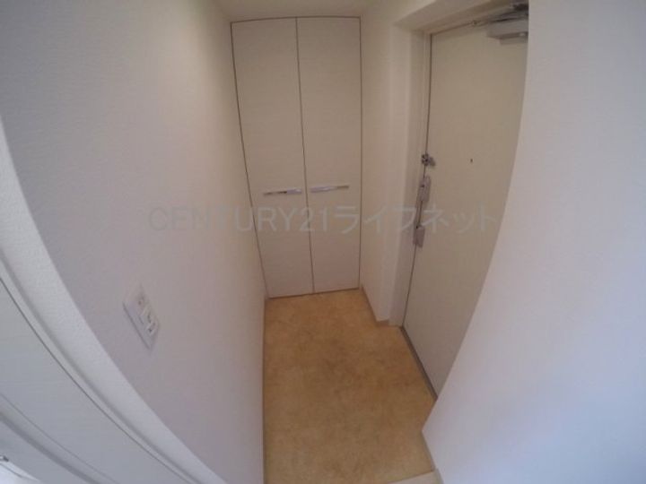 インザグレイス東三国の玄関