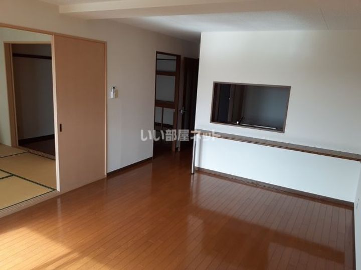 福島県郡山市小原田3(マンション)の賃貸物件の居間